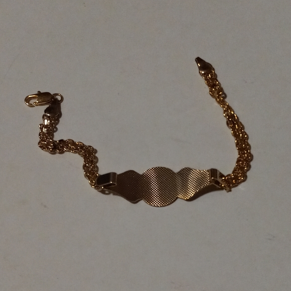 Virgin Mary Gold Plated Bracelet Oro Laminado Virgen De Guadalupe Pulsera NWOT - Picture 8 of 8